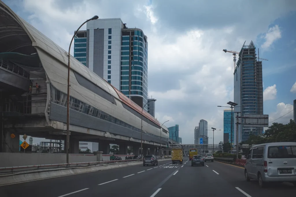 Faktor-faktor yang Mempengaruhi Biaya Pengaspalan
